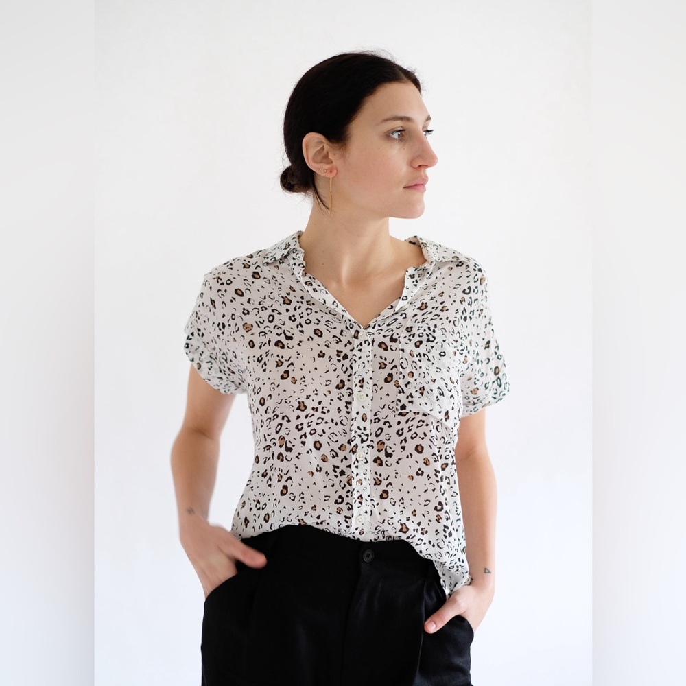 Rails Whitney top in White Mocha Leopard